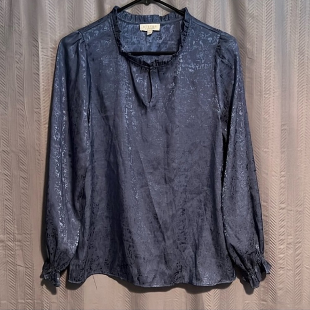 Status By Chenault Jacquard Metallic Blouse